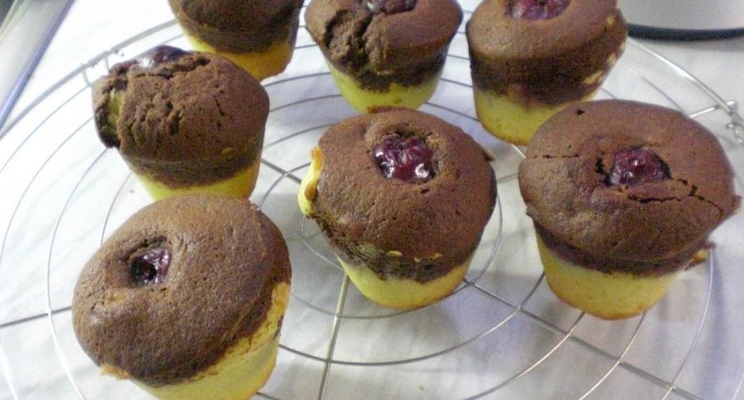 Marmor-muffins mit kirschen – Einfache Kochrezepte